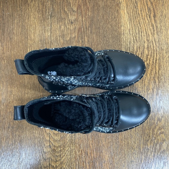 NEW Sorel Lennox Lace Waterproof Cozy Bootie Womens Size 6 Black/White - Picture 5 of 12